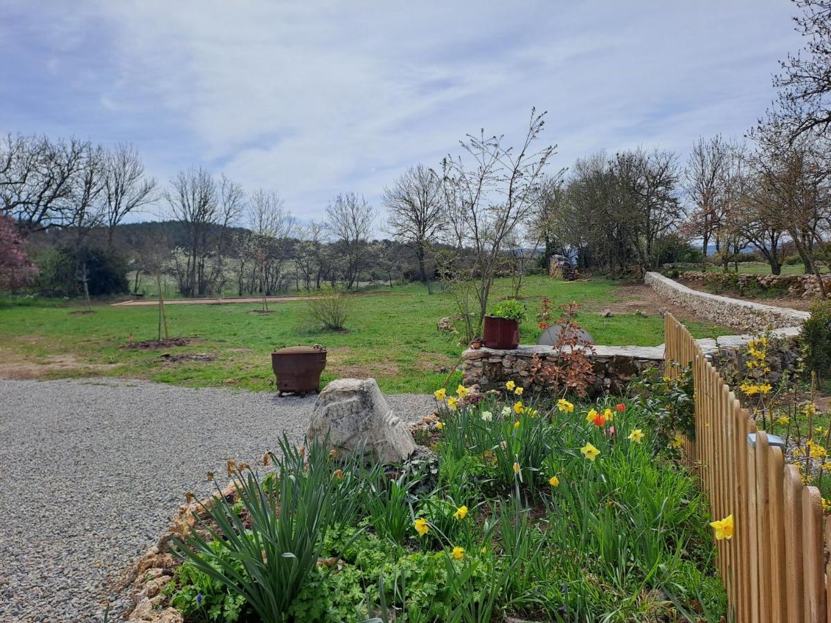 Le Passe Compose Villa Millau Bagian luar foto