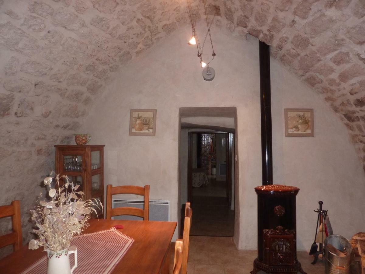 Le Passe Compose Villa Millau Bagian luar foto